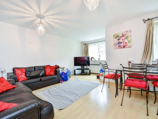 Apartment for rent in Heritage Park, Greater London