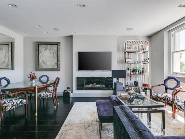 Apartment for rent in Belgravia, Greater London