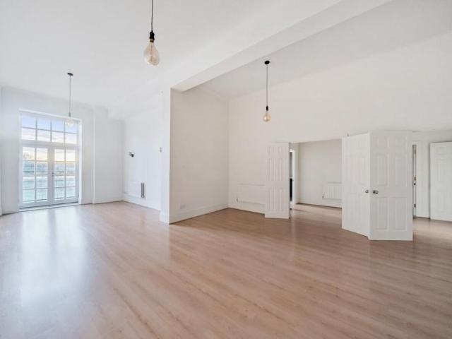 Apartment for rent in London Borough of Wandsworth, Greater London
