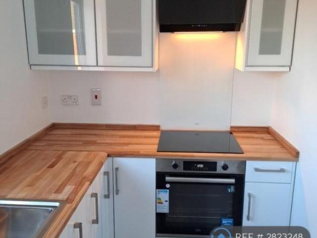 Flat for rent in Wembdon
