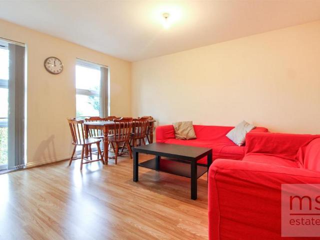 Flat for rent in Haddon, East Midlands