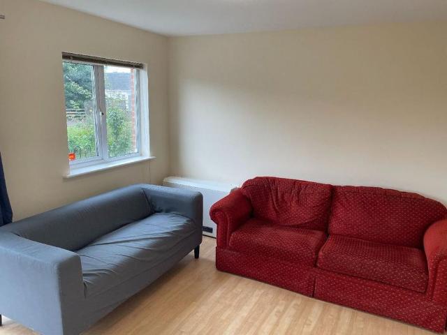 Apartment for rent in Elmfield, Leicestershire
