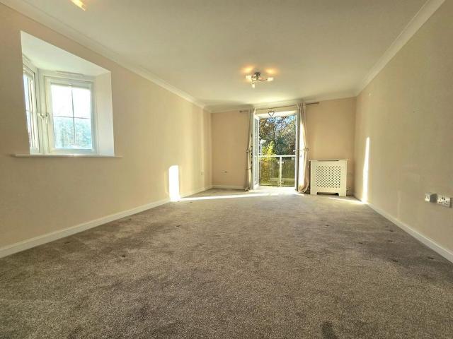 Apartment for rent in Hedge End, Helford