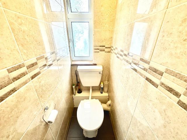 Apartment for rent in Barkingside, Greater London