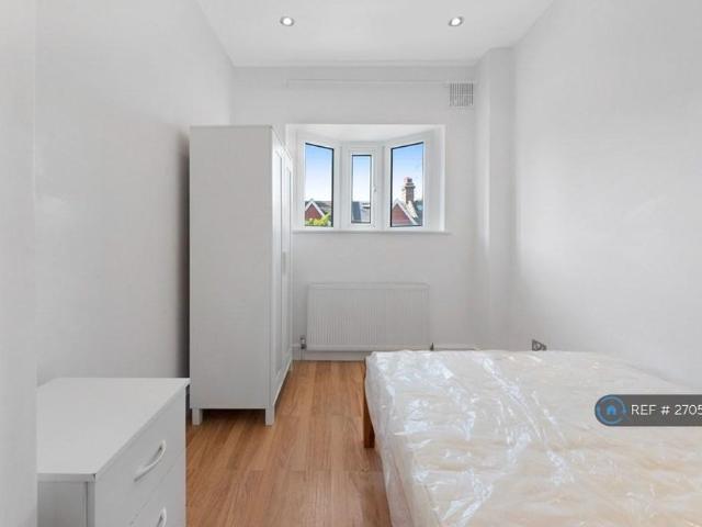 Apartment for rent in Colney Hatch, Isle Of Man