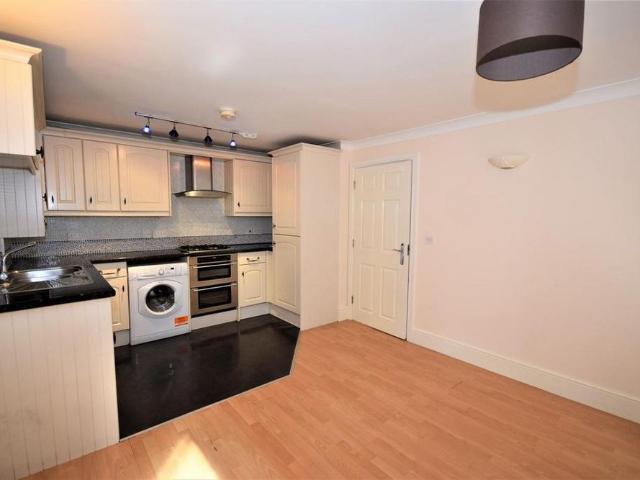 Apartment for rent in Binstead, Ryde