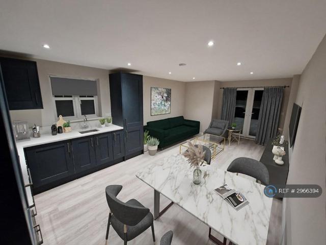 Flat for rent in Lee Chapel, Essex