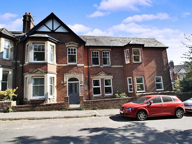 Flat for rent in Fulflood, Hampshire