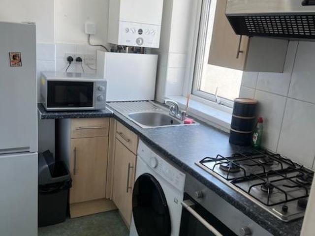 Flat for rent in Falcon Lodge, Wales