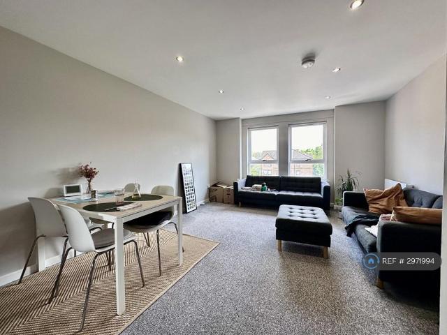 Flat for rent in Southside, Scotland