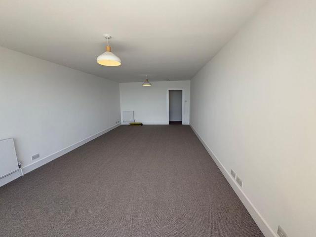 Apartment for rent in Aldrington