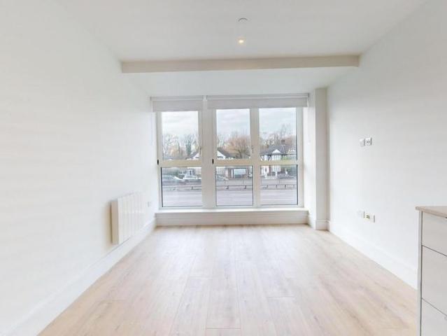 Apartment for rent in London Borough of Merton, Greater London