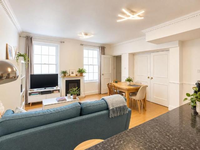 Apartment for rent in Kemptown, Brighton
