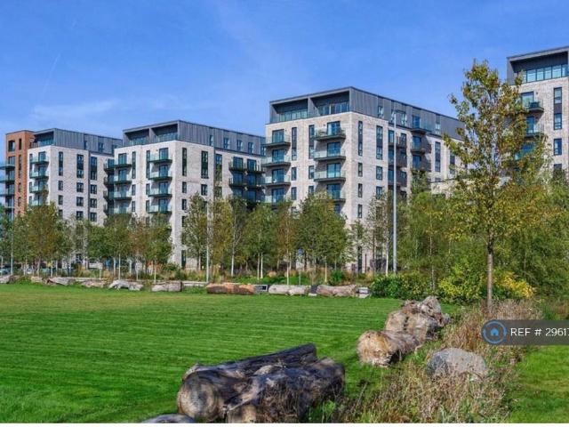 Flat for rent in London Borough of Ealing, Greater London