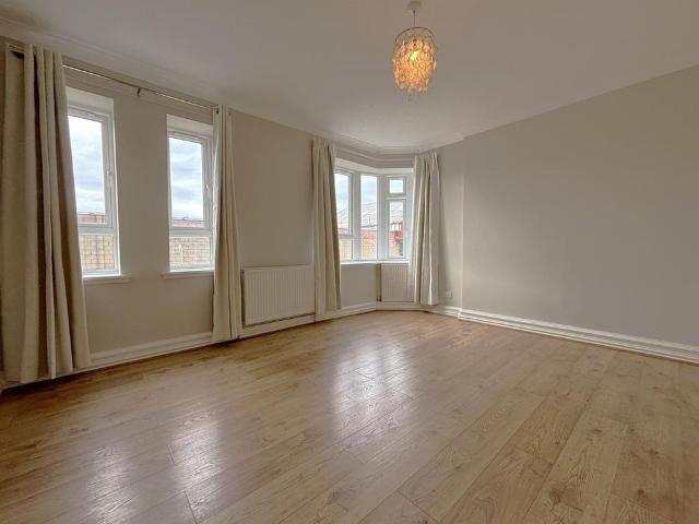 Apartment for rent in Grange, Crookedholm