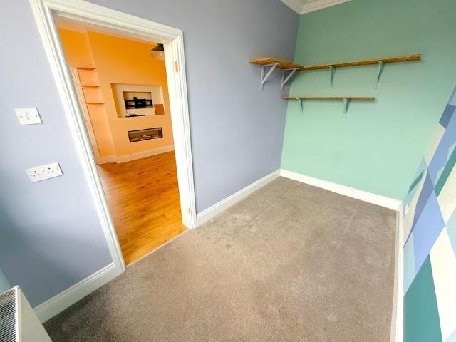 Apartment for rent in King's Park, Scotland