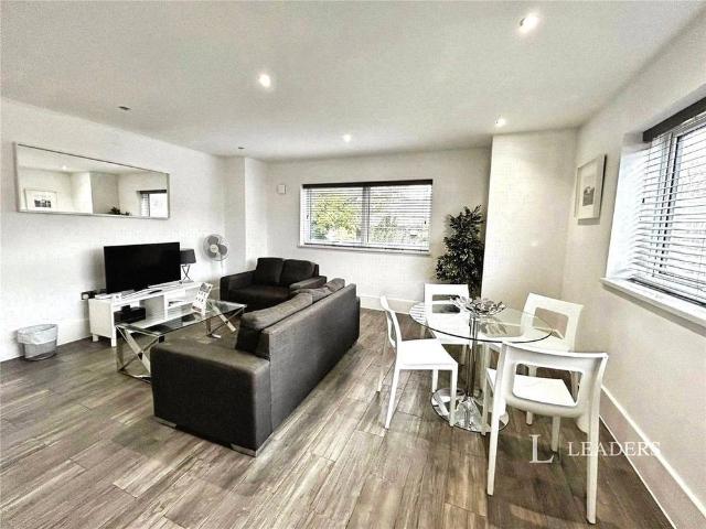 Apartment for rent in Aldrington