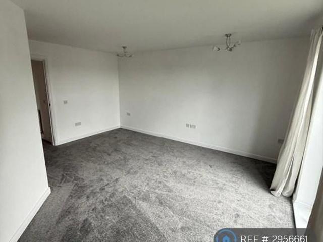 Apartment for rent in The Haulgh, Lee Bank