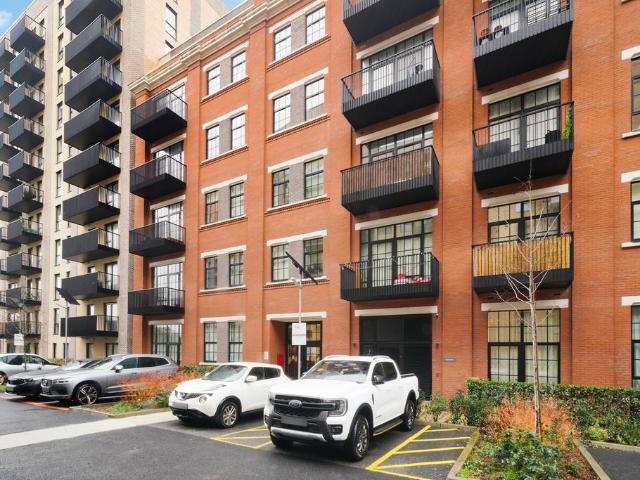 Flat for rent in Hayes, Greater London