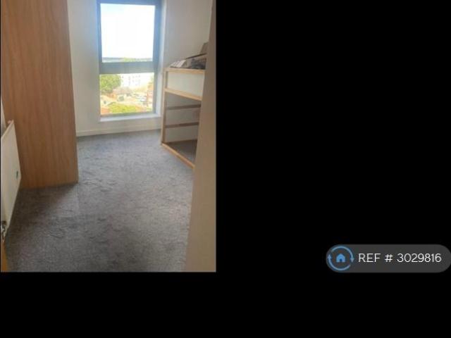 Flat for rent in South Harrow, Greater London