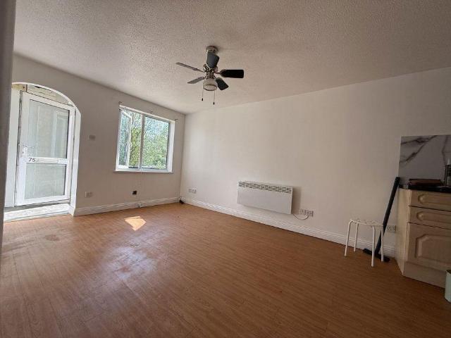 Apartment for rent in Corby Village, Corby