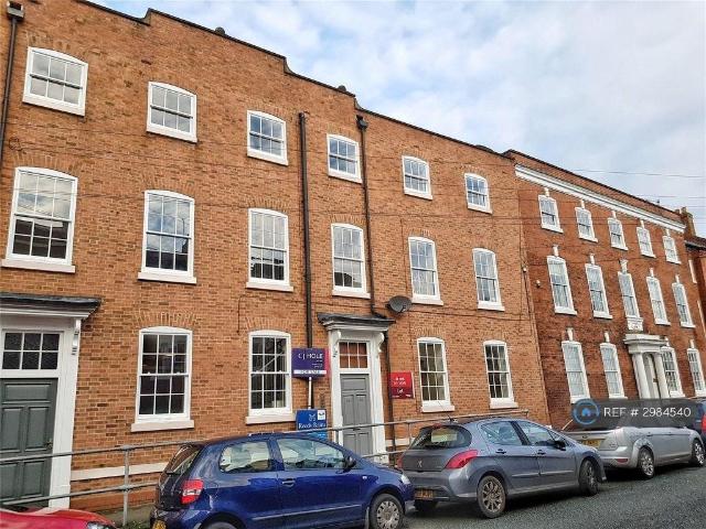 Flat for rent in Red Hill, Worcestershire