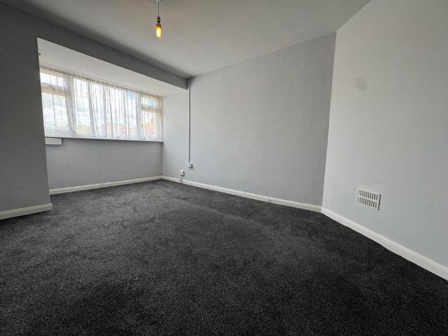 Apartment for rent in Polegate, Cross In Hand