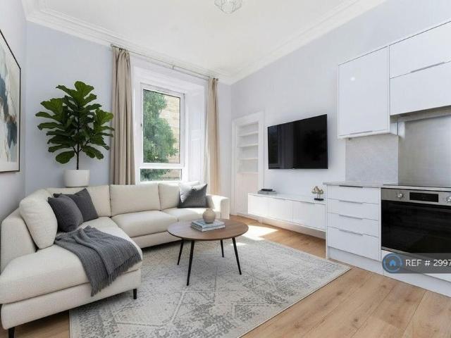 Apartment for rent in Hillside, Leith