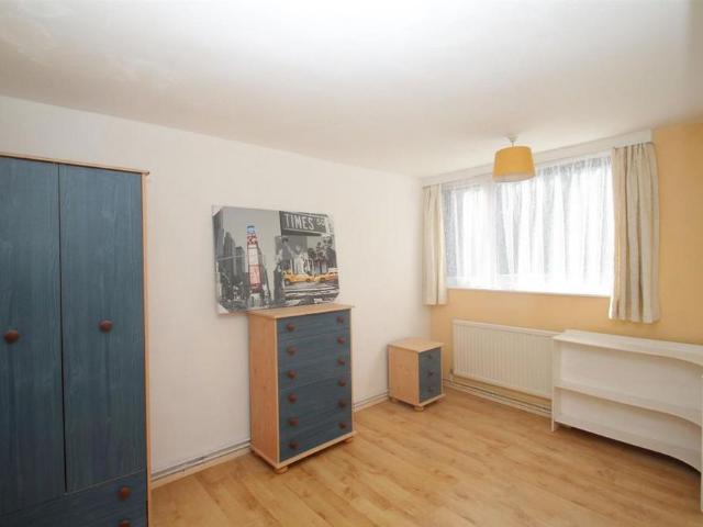 Apartment for rent in Pouchen End, Hertfordshire