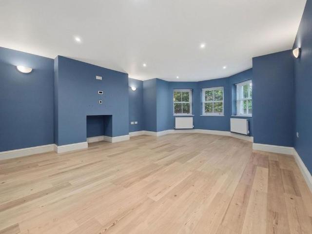 Apartment for rent in Heaton Park, Bury