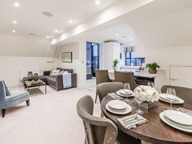 Apartment for rent in London Borough of Hammersmith and Fulham, Greater London