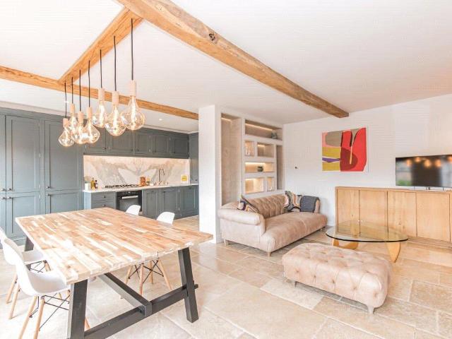 Flat for rent in Black Bourton, Oxfordshire