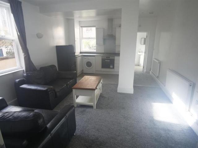 Apartment for rent in Avenham, Higher Bartle