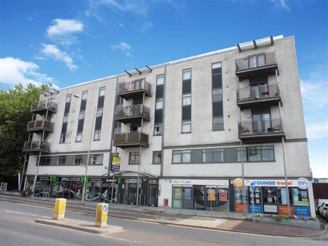 Flat for rent in South Ashford, Bridgefield