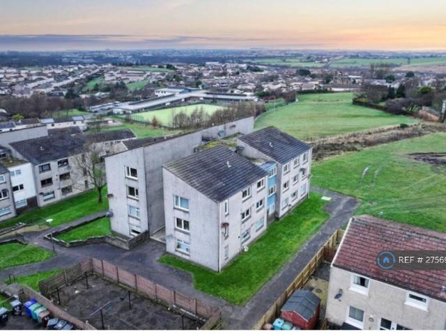 Flat for rent in Brownsburn, Chapelhall