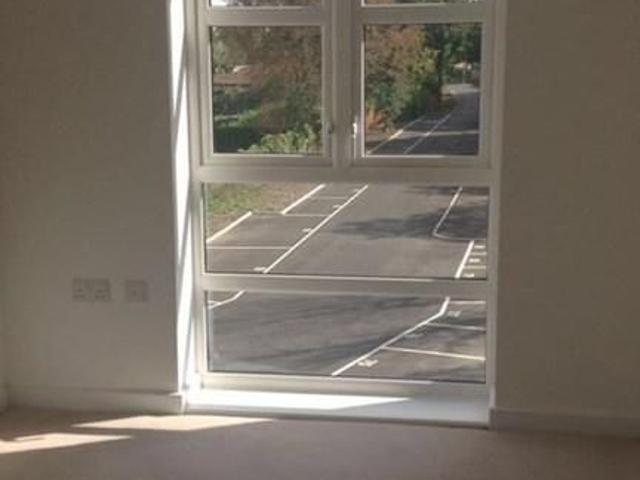 Apartment for rent in Stone, Monks Orchard