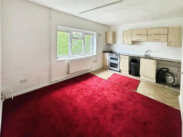 Apartment for rent in Aldersley, Stockwell End