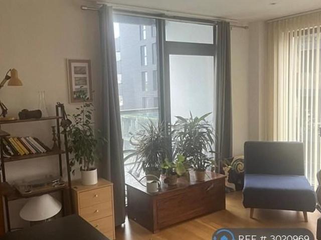 Apartment for rent in Fish Island, Greater London