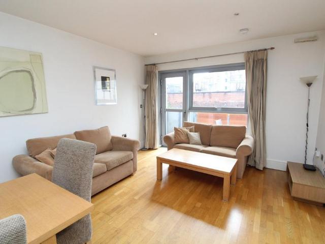 Flat for rent in City Centre, Georgia