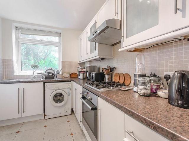 Apartment for rent in Putney, Greater London
