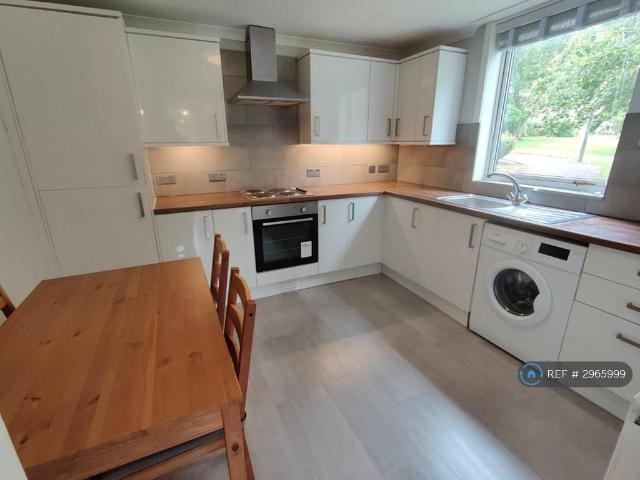 Flat for rent in Cramond, Scotland