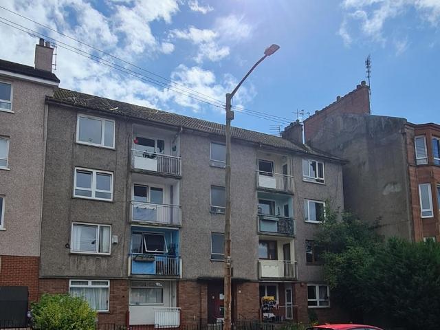 Apartment for rent in Shawmoss, Glasgow