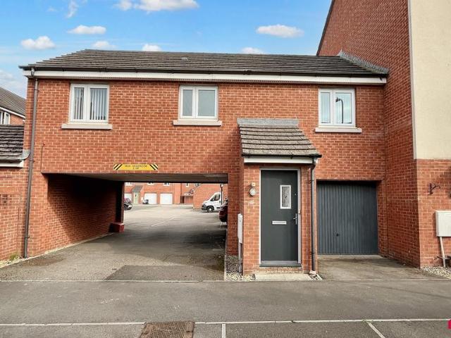 Flat for rent in Pillgwenlly, Wales