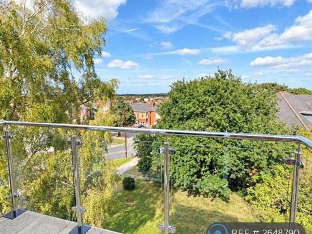 Flat for rent in Wick, Bournemouth