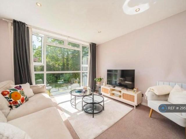 Apartment for rent in Putney, Greater London