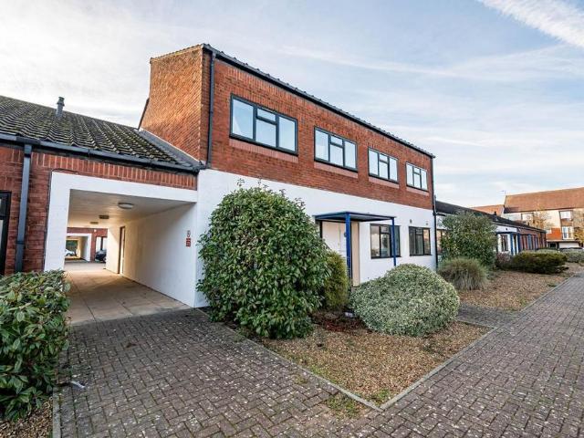 Apartment for rent in Wolverton and Greenleys, Old Wolverton