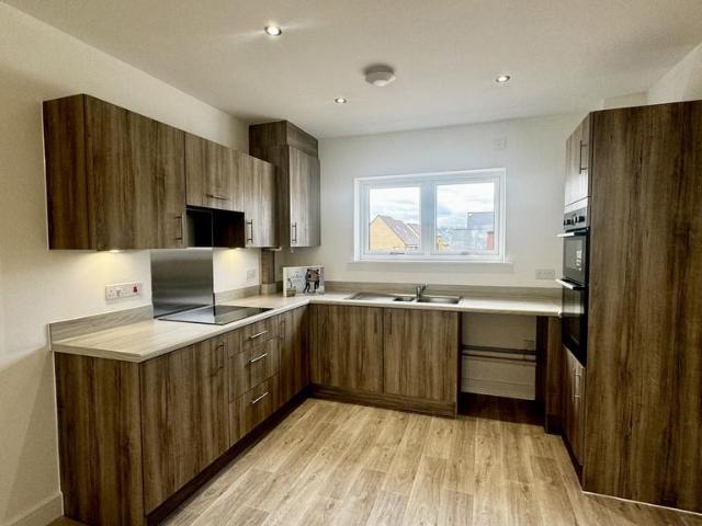 Flat for rent in Castle Hill, Monks Orchard