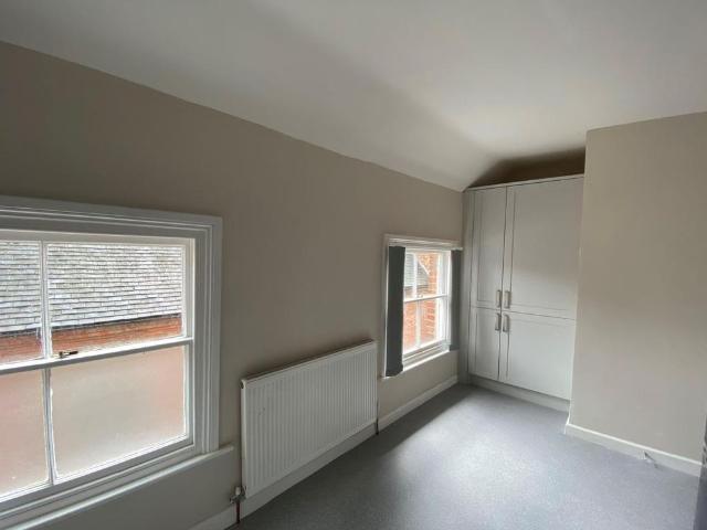 Apartment for rent in Compton, Froggatt