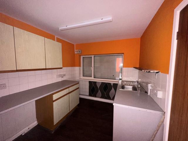 Apartment for rent in Ravenhill, Nangreaves