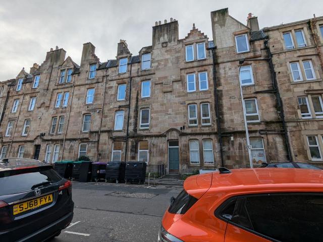 Flat for rent in Merchiston, Scotland